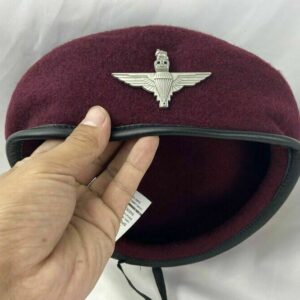 Béret de parachutiste de l’armée britannique avec badge argenté Béret militaire