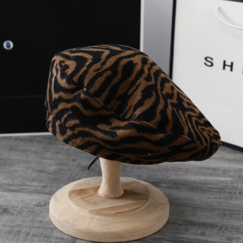 Béret marron imprimé léopard en laine hiver pour femme
