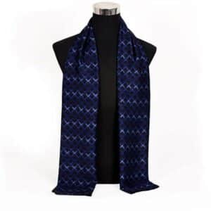 Foulard en soie bleu foncé élégant pour homme