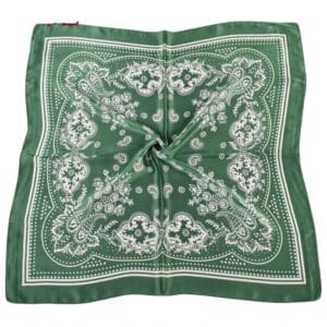 Foulard carré style vintage en soie motif fleur de cajou vert