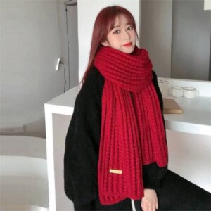 Echarpe rouge en tissu de nid d'abeille pour femme