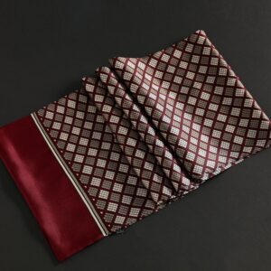 Foulard long à carreaux en soie bordeaux pour homme
