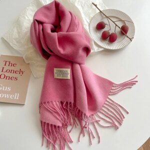 Écharpe tendance rose à franges pour femme