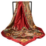 Foulard rouge flamboyant en soie pour femme
